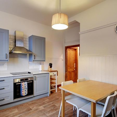 Spacious Victorian Townhouse Near Hcc With Off Street Parking Harrogate Exteriér fotografie