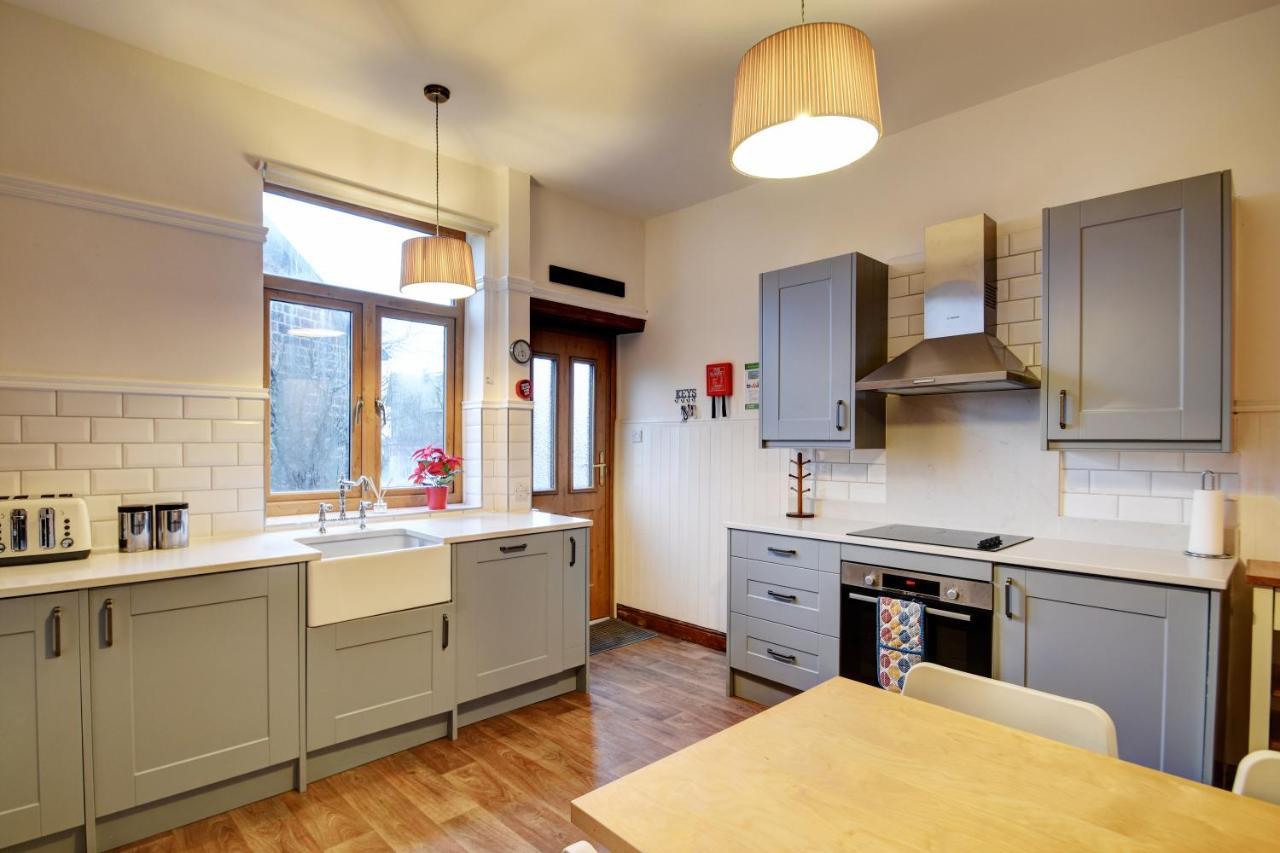 Spacious Victorian Townhouse Near Hcc With Off Street Parking Harrogate Exteriér fotografie