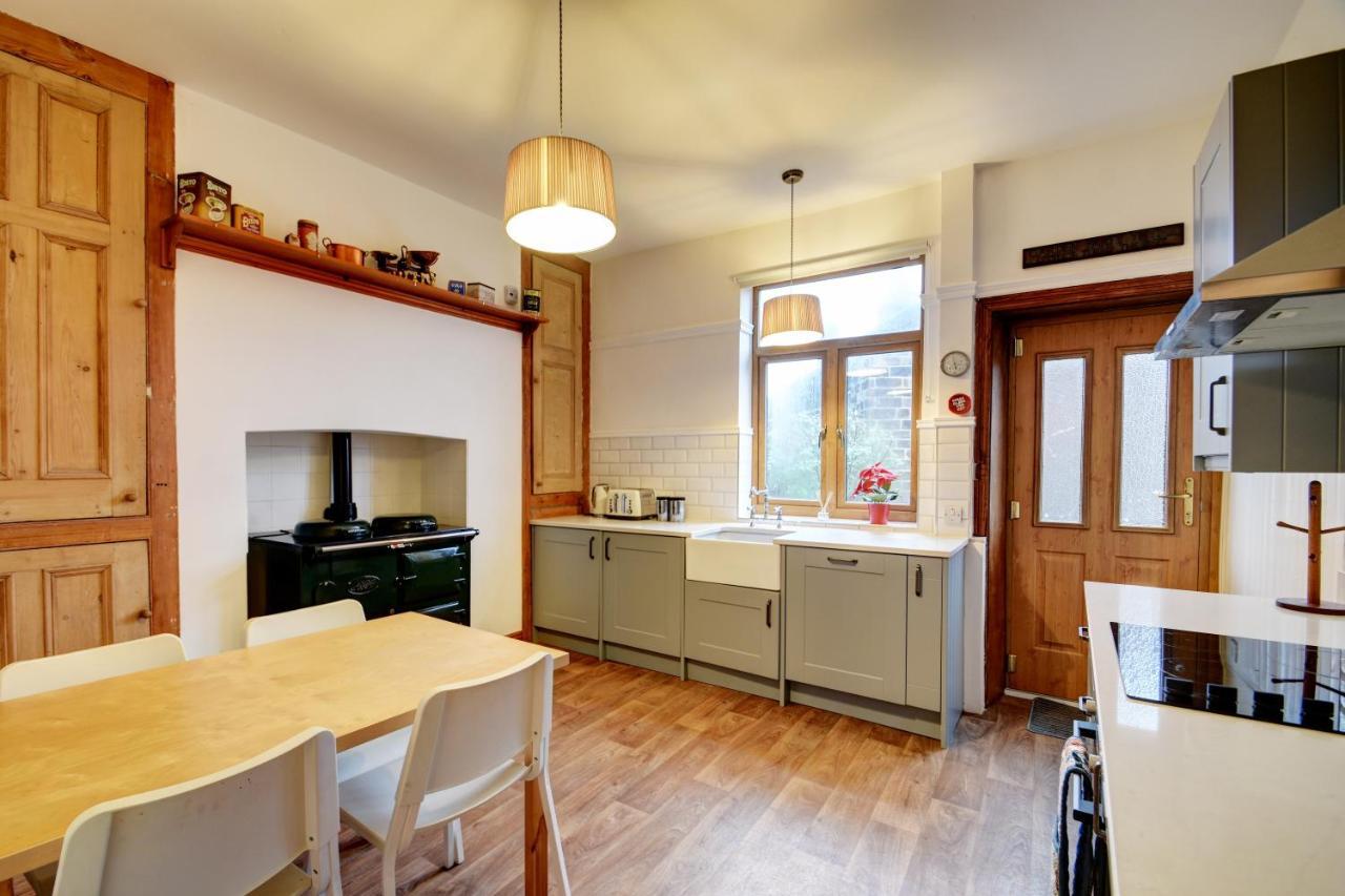 Spacious Victorian Townhouse Near Hcc With Off Street Parking Harrogate Exteriér fotografie