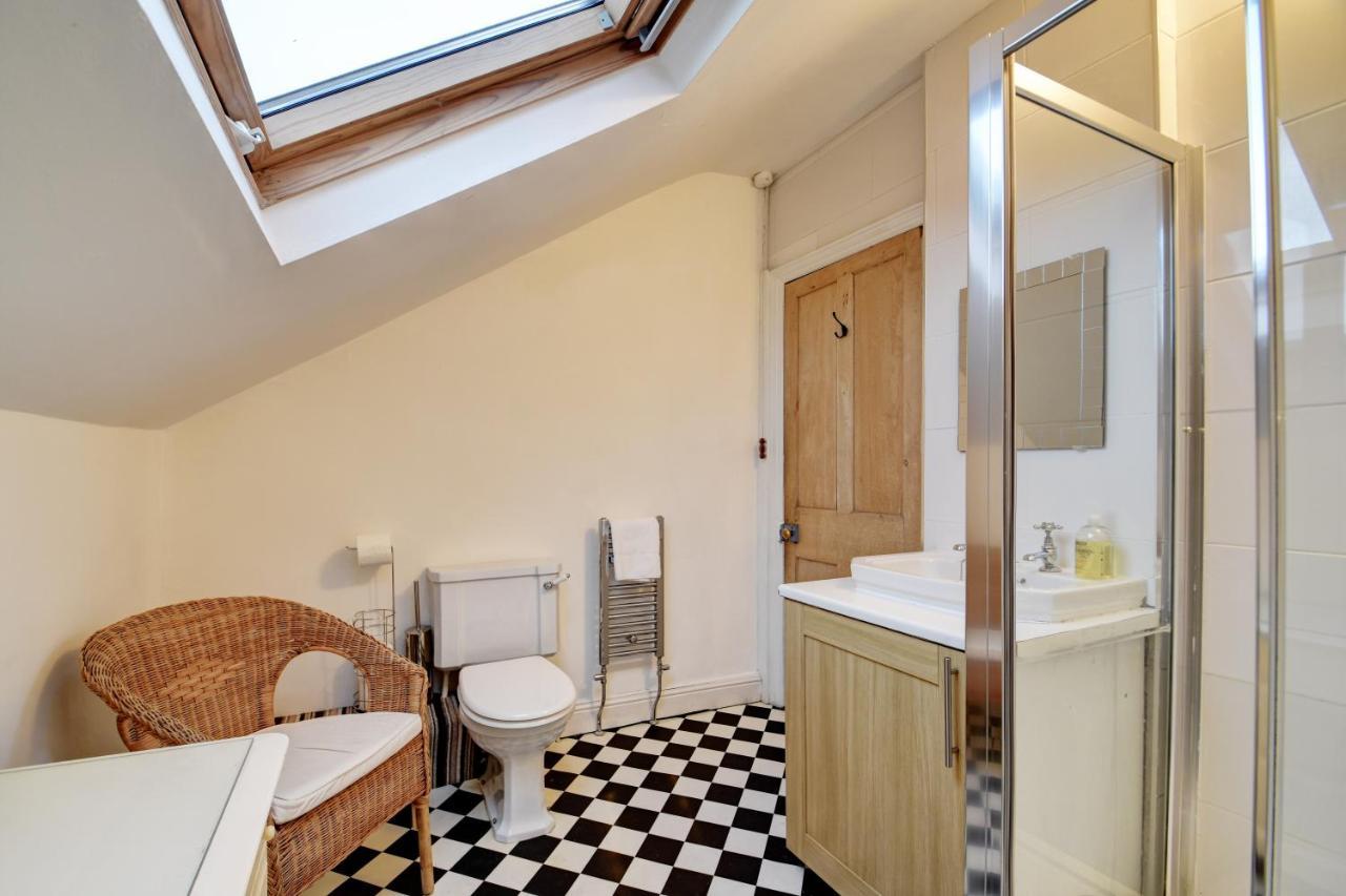 Spacious Victorian Townhouse Near Hcc With Off Street Parking Harrogate Exteriér fotografie