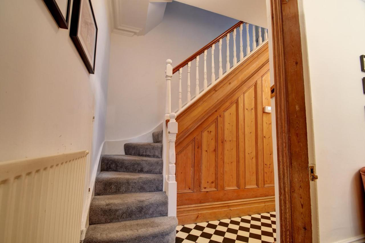 Spacious Victorian Townhouse Near Hcc With Off Street Parking Harrogate Exteriér fotografie